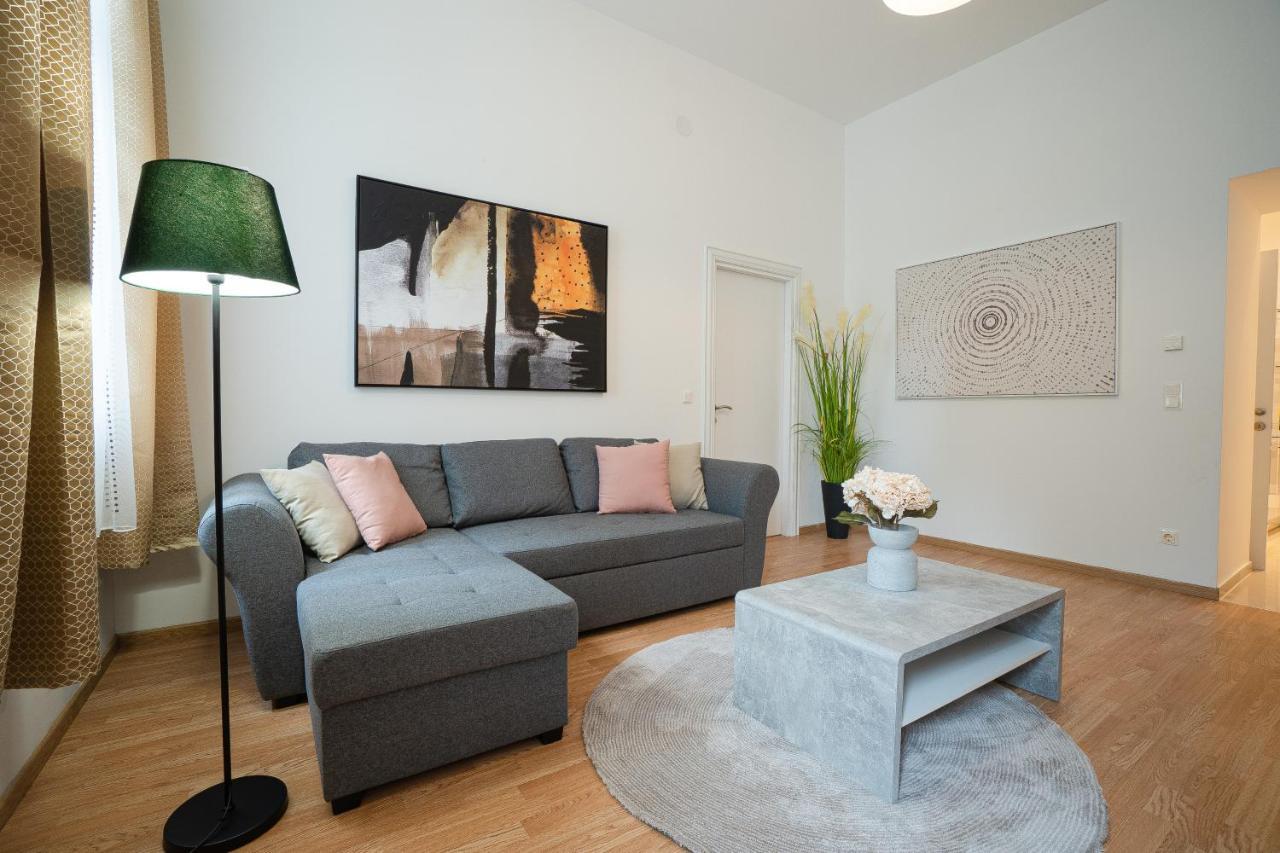 Apartment In The Central Area. 5 Minute'S Walk To The Danube. 비엔나 외부 사진