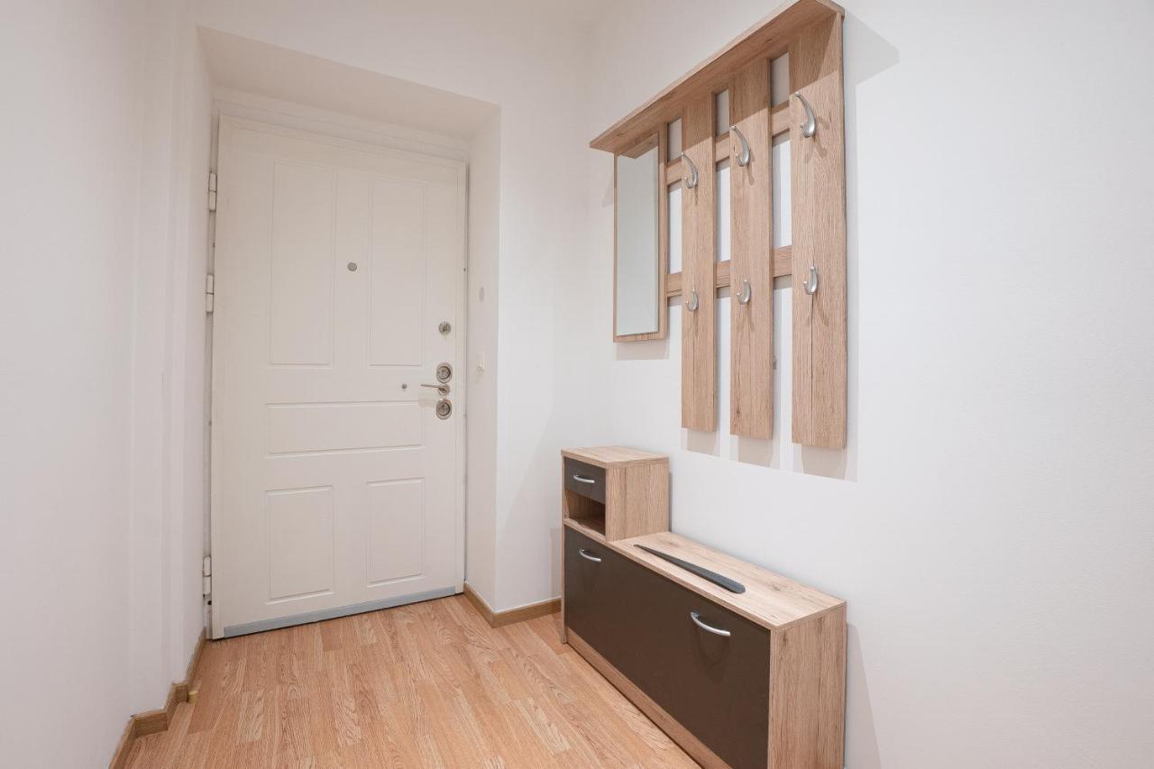 Apartment In The Central Area. 5 Minute'S Walk To The Danube. 비엔나 외부 사진
