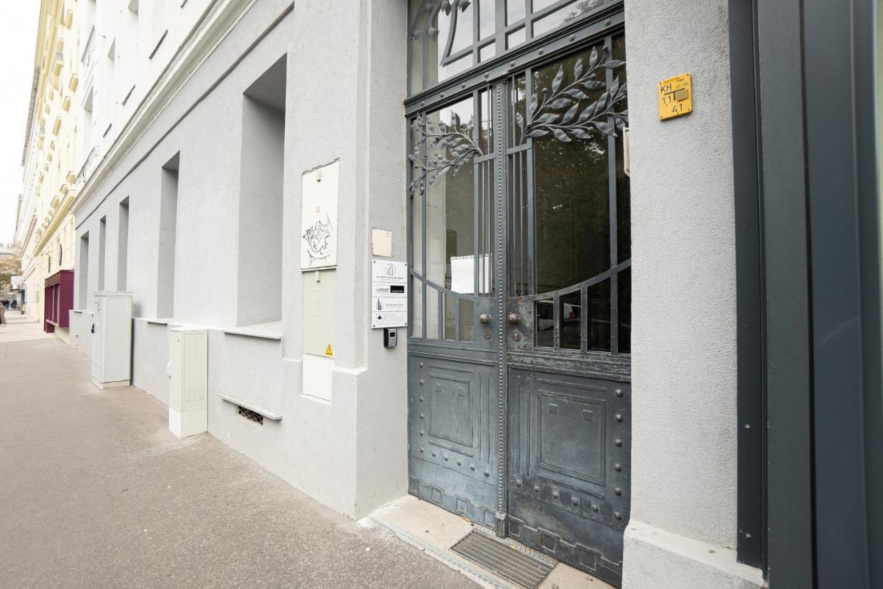 Apartment In The Central Area. 5 Minute'S Walk To The Danube. 비엔나 외부 사진