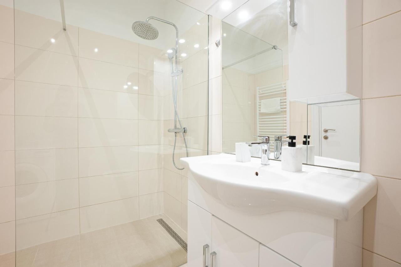 Apartment In The Central Area. 5 Minute'S Walk To The Danube. 비엔나 외부 사진