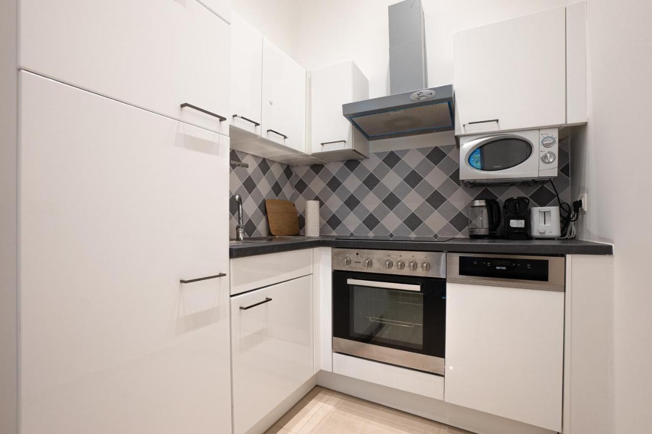 Apartment In The Central Area. 5 Minute'S Walk To The Danube. 비엔나 외부 사진